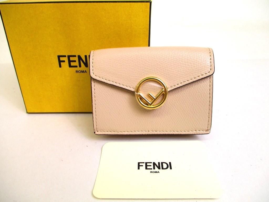 Автентичний FENDI F IS FENDI FF бежевий шкіряний золотий гаманець H/W Micro Trifold #a137 Refurbished
Автентичний FENDI F IS FENDI FF бежевий шкіряний золотий гаманець H/W Micro Trifold #a137 Refurbished