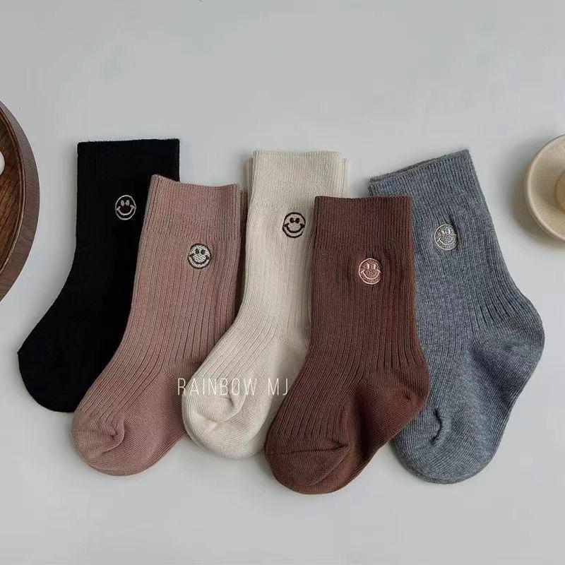 Ретро детские носки со смайликом – осенне-зимние хлопковые до середины икры, модный стиль для мальчиков и девочек. 9-12 years (Size XL, Shoe 30-36)
Ретро детские носки со смайликом – осенне-зимние хлопковые до середины икры, модный стиль для мальчиков и девочек. 9-12 years (Size XL, Shoe 30-36)