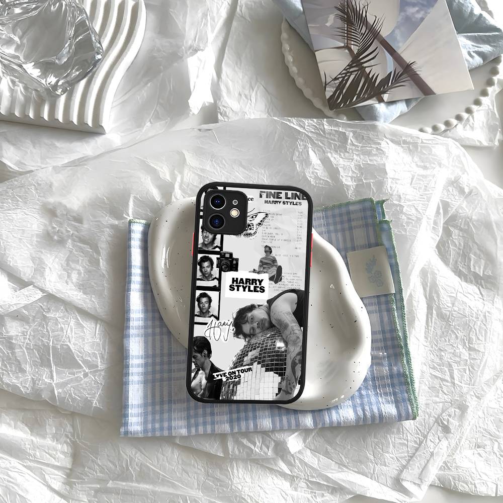 Famous H-Harris Singer S-Styles Phone Case For IPhone 16 15 14 Plus 15 13 12 11 Pro Max X XS MAX Matte Cover iphone 15
Famous H-Harris Singer S-Styles Phone Case For IPhone 16 15 14 Plus 15 13 12 11 Pro Max X XS MAX Matte Cover iphone 15