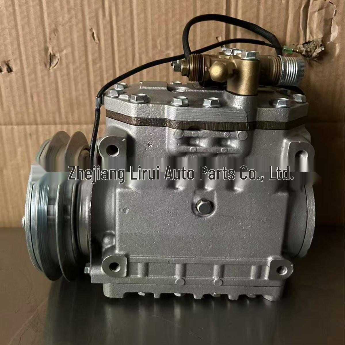 SanZhiLing CR2318LWR Air Conditioner Compressor for Refrigerated Truck Vans Size: Yes
SanZhiLing CR2318LWR Air Conditioner Compressor for Refrigerated Truck Vans Size: Yes