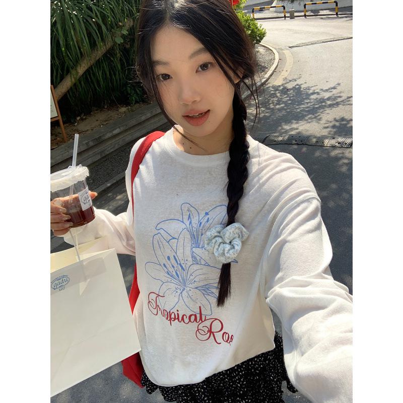 Women s White Long-Sleeve American-Style Loose T-Shirt - Trendy, Casual, and Lightweight for Summer XL
Women s White Long-Sleeve American-Style Loose T-Shirt - Trendy, Casual, and Lightweight for Summer XL