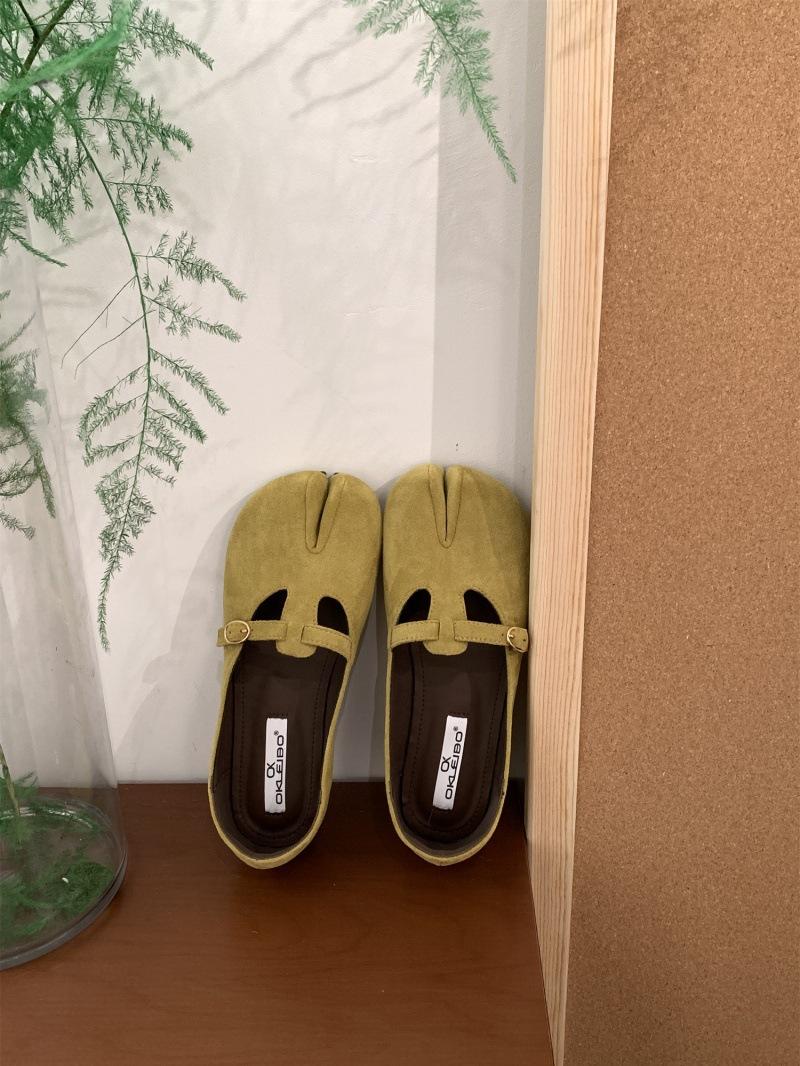 Retro Mori niche split-toed round head single shoes women s suede flat bottom one pedal French temperament pig s trotters grandma shoes autumn 39 авокадо
Retro Mori niche split-toed round head single shoes women s suede flat bottom one pedal French temperament pig s trotters grandma shoes autumn 39 авокадо