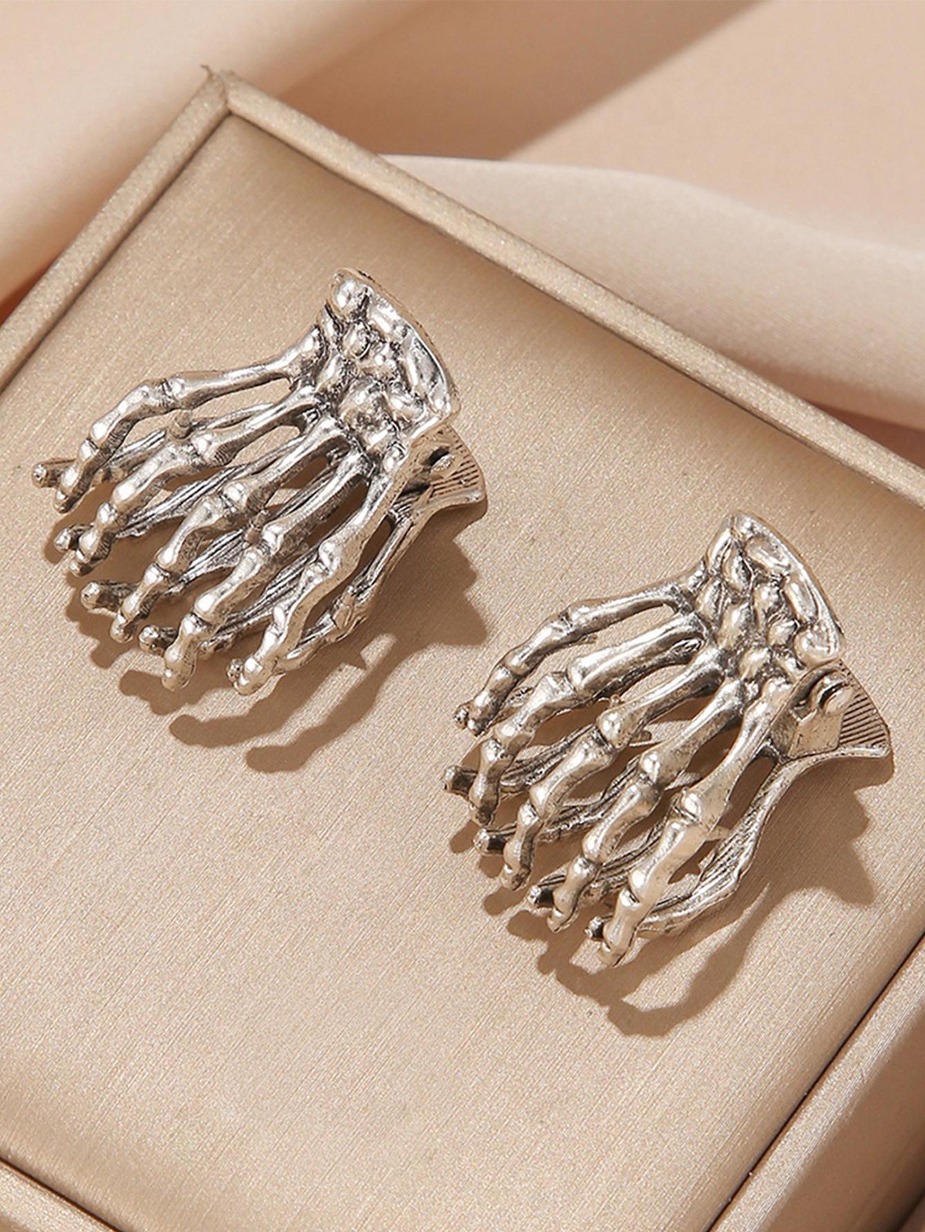 2 Pcs Fashion Halloween Funny Golden Skeleton Hand Hair Claws For Women Girls Party Hair Accessories
2 Pcs Fashion Halloween Funny Golden Skeleton Hand Hair Claws For Women Girls Party Hair Accessories