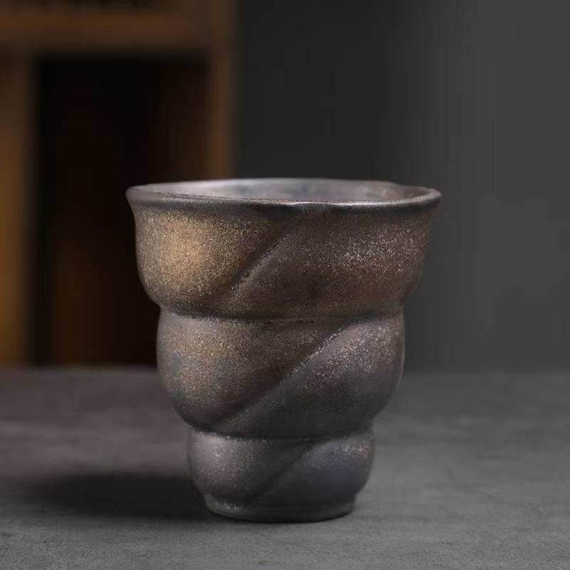 Японська Керамічна Ретро Дегустаційна Чашка - Креативна Чашка з Грубої Кераміки 240ml
Японська Керамічна Ретро Дегустаційна Чашка - Креативна Чашка з Грубої Кераміки 240ml