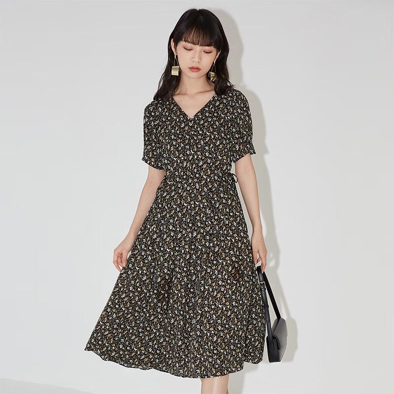 Women s Floral Print Short Sleeve Chiffon Midi Dress S
Women s Floral Print Short Sleeve Chiffon Midi Dress S