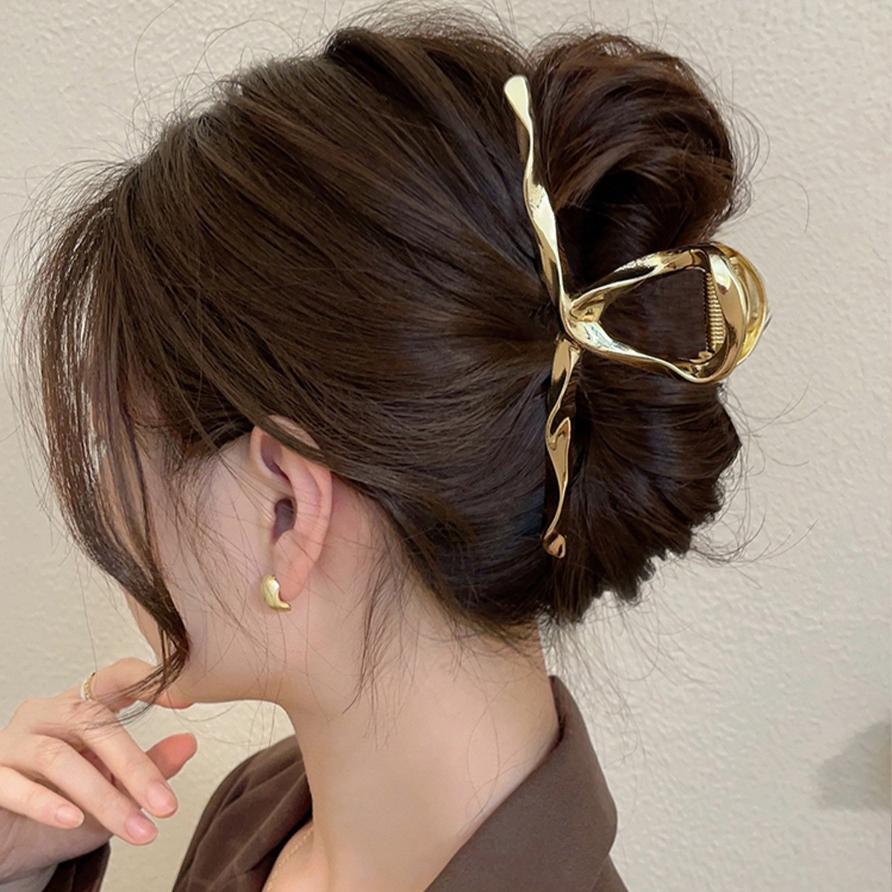Big Metal Geometric Hair Claw Crab Hairpins Fashion Cross Hair Clips Barrettes Women Girls Korean Ponytail Clip Hair Accessories
Big Metal Geometric Hair Claw Crab Hairpins Fashion Cross Hair Clips Barrettes Women Girls Korean Ponytail Clip Hair Accessories