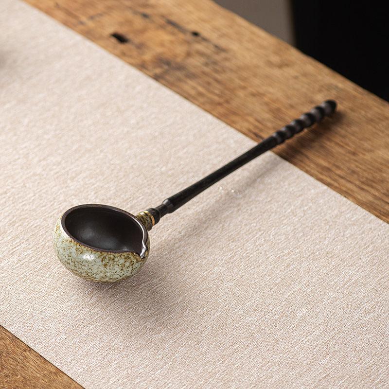 Vintage Ceramic Tea Scoop with Wooden Long Handle Tea Scoop Soup Spoon Tea Set Accessories 32.5x7x7cm
Vintage Ceramic Tea Scoop with Wooden Long Handle Tea Scoop Soup Spoon Tea Set Accessories 32.5x7x7cm