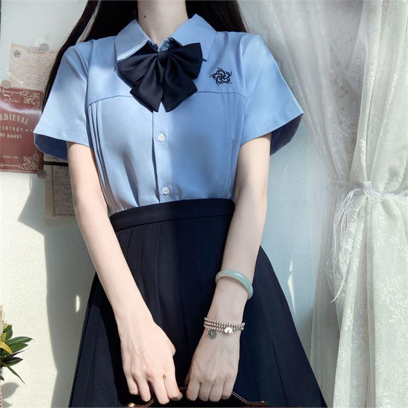 Original JK Women s Thai Accordion Pleat Embroidered Square Collar Shirt - Versatile and Slimming Summer Top. XL
Original JK Women s Thai Accordion Pleat Embroidered Square Collar Shirt - Versatile and Slimming Summer Top. XL