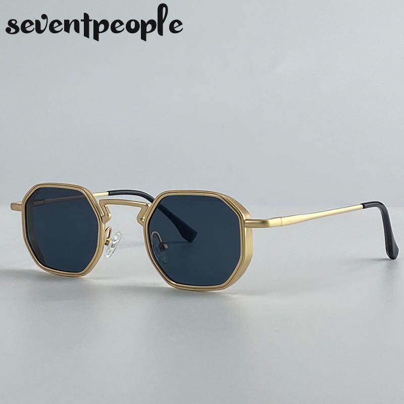 Классические солнцезащитные очки панк квадратной формы с маленькой оправой для мужчин, роскошный бренд, винтажные стимпанк металлические многоугольные солнцезащитные очки, трендовые очки UV400
Классические солнцезащитные очки панк квадратной формы с маленькой оправой для мужчин, роскошный бренд, винтажные стимпанк металлические многоугольные солнцезащитные очки, трендовые очки UV400