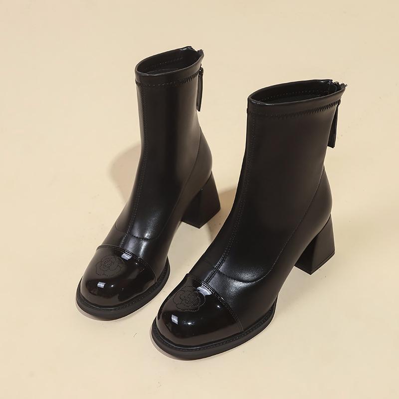 Fashion Women s Fashion Thick Heel Cotton Boots Winter New Round Head Splicing Zipper Anti-slip Wear-resistant Short Boots 35 чёрный
Fashion Women s Fashion Thick Heel Cotton Boots Winter New Round Head Splicing Zipper Anti-slip Wear-resistant Short Boots 35 чёрный