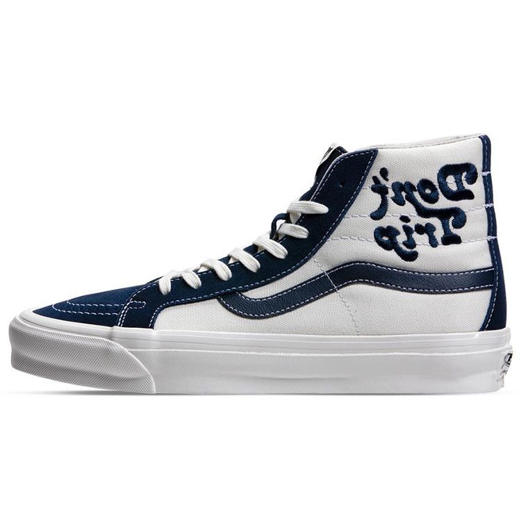 Кроссовки унисекс Vans Free & Easy x OG Sk8-Hi LX Dont Trip Blues Marshmallow VN0A4BVB0BD
Кроссовки унисекс Vans Free & Easy x OG Sk8-Hi LX Dont Trip Blues Marshmallow VN0A4BVB0BD