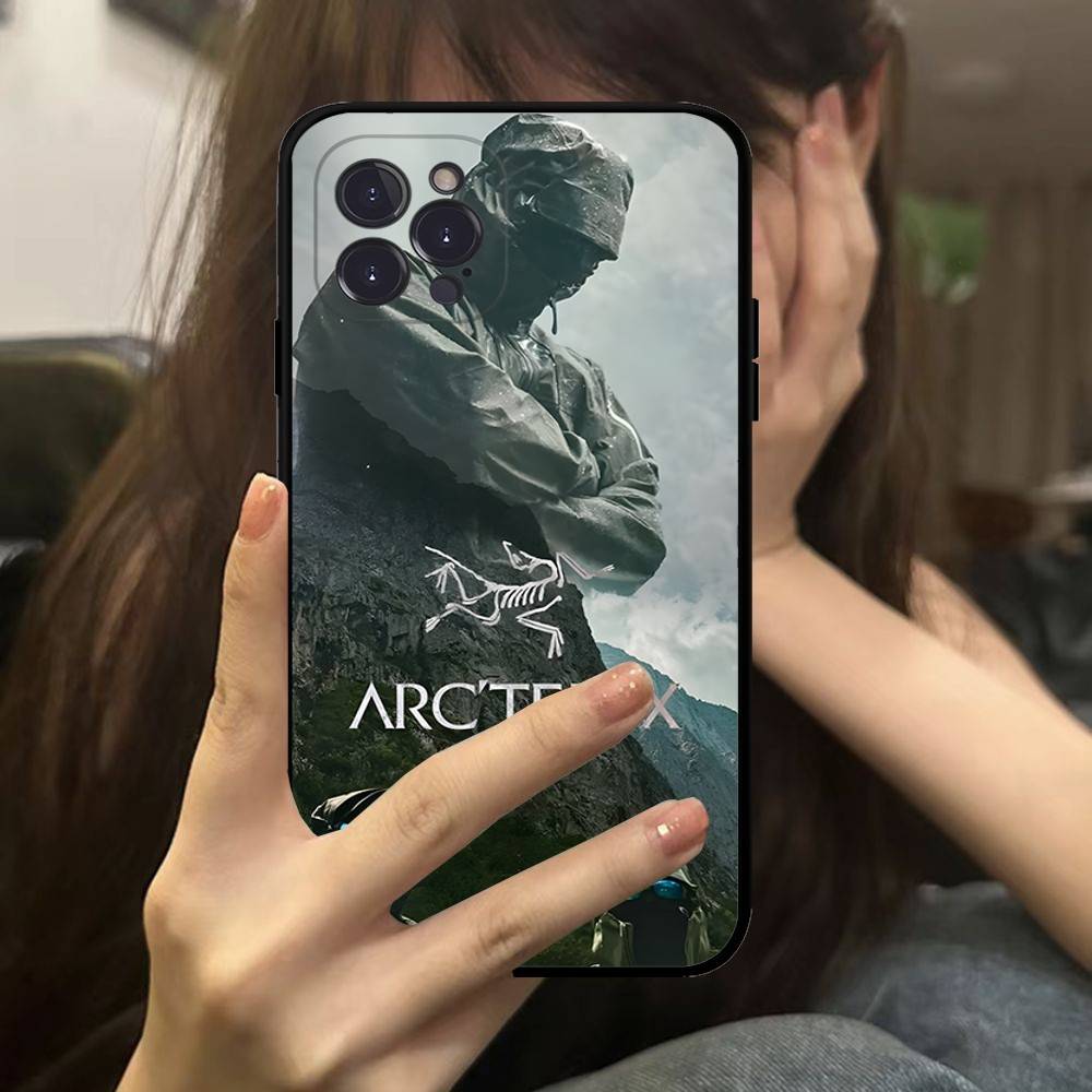 Классический наружный чехол-бампер с логотипом A-Arc T-Teryx с мягкой задней стороной для IPhone 17 16 Pro Max 15 12 11 16e 13 Mini 14 15 Plus iPhone 16 plus
Классический наружный чехол-бампер с логотипом A-Arc T-Teryx с мягкой задней стороной для IPhone 17 16 Pro Max 15 12 11 16e 13 Mini 14 15 Plus iPhone 16 plus