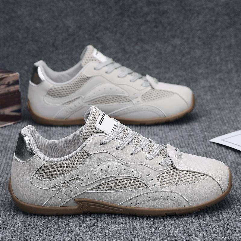 Men s shoes 2025 spring new mesh breathable Korean version versatile German training shoes low-top wear-resistant sports and leisure trendy shoes 39
Men s shoes 2025 spring new mesh breathable Korean version versatile German training shoes low-top wear-resistant sports and leisure trendy shoes 39