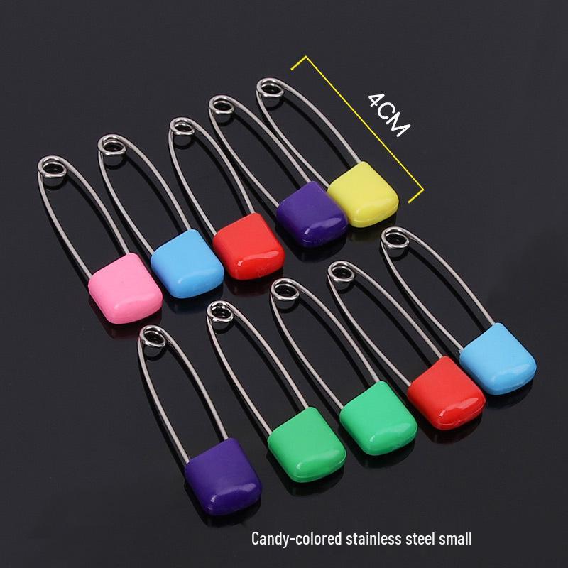Colorful Plastic Safety Pin for Baby Clothes: Creative and Multi-purpose Decoration Buckle.
Colorful Plastic Safety Pin for Baby Clothes: Creative and Multi-purpose Decoration Buckle.