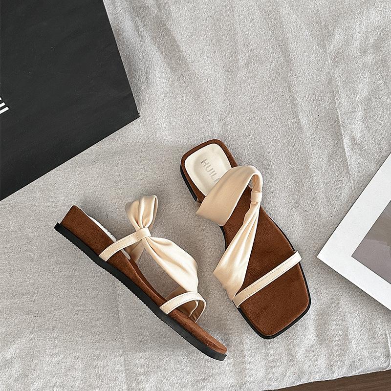 D529-1 French open-toed sandals women s 2025 new models with skirts, sandals, leopard print one-word slippers women s summer wear 40 абрикосовый
D529-1 French open-toed sandals women s 2025 new models with skirts, sandals, leopard print one-word slippers women s summer wear 40 абрикосовый