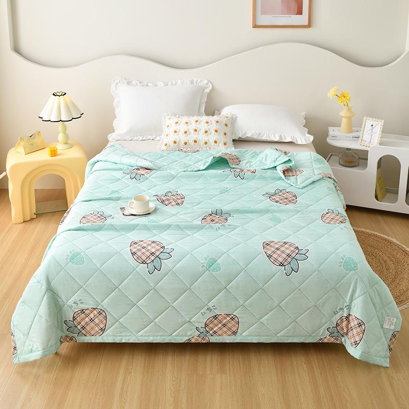 Summer Cool Skin-Friendly Quilt - Ideal for Air Conditioners & Gifting 150*200cm
Summer Cool Skin-Friendly Quilt - Ideal for Air Conditioners & Gifting 150*200cm