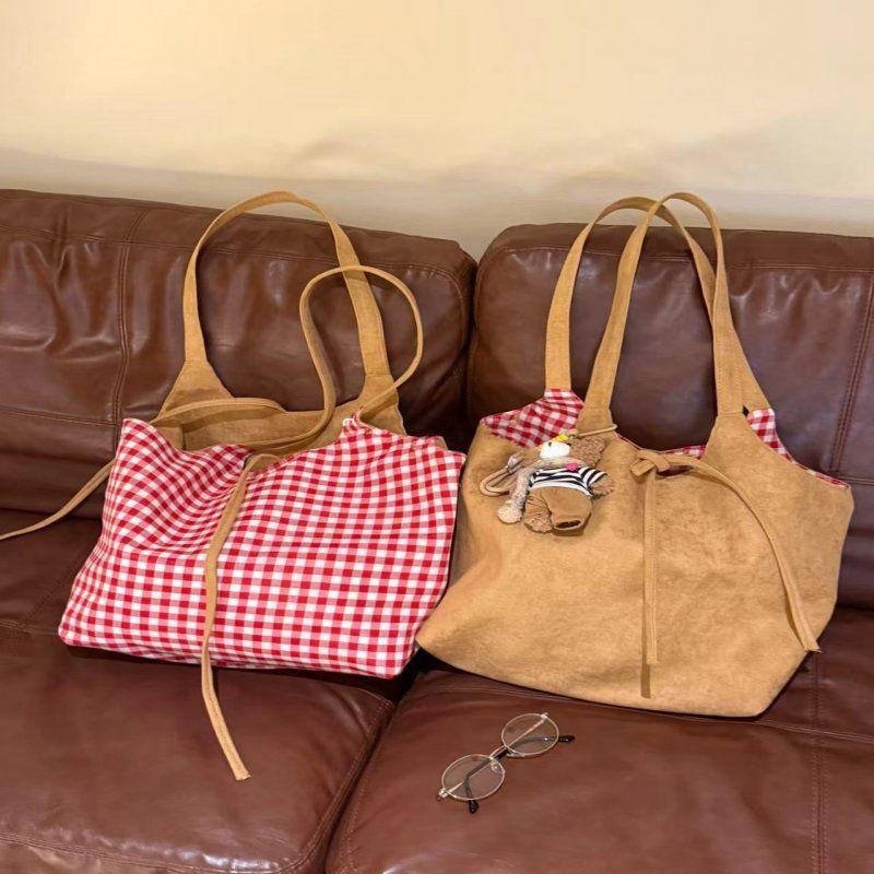 Корейская ретро замшевая клетчатая сумка-тоут женская 2025 новая двусторонняя на спину большой вместимости на одно плечо для работы