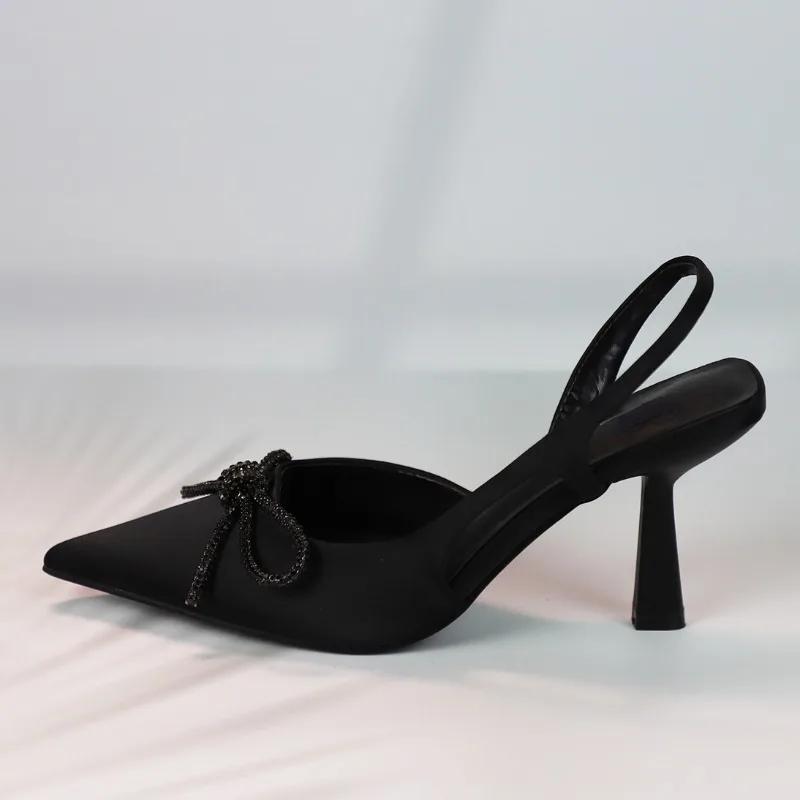 Summer Women Sandals Pointed Toe Slingbacks Butterfly Knot Black Back Strap Elegant Party Super High Heels Ladies Shoes 37 чорний
Summer Women Sandals Pointed Toe Slingbacks Butterfly Knot Black Back Strap Elegant Party Super High Heels Ladies Shoes 37 чорний