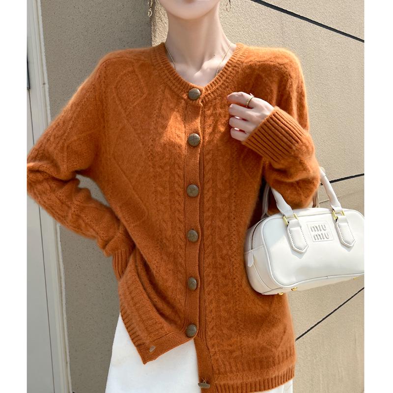 Autumn/Winter Women s Thick Wool Cable Knit Cardigan - Round Neck, Loose Fit, Short Sweater Coat XL
Autumn/Winter Women s Thick Wool Cable Knit Cardigan - Round Neck, Loose Fit, Short Sweater Coat XL
