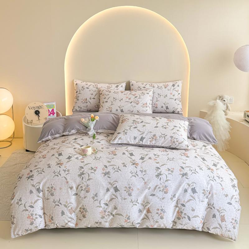 Двухслойная марля из стираного хлопка Простой комплект постельного белья из трех частей для спальни Четырехсекционный пододеяльник 1.2m bed
Двухслойная марля из стираного хлопка Простой комплект постельного белья из трех частей для спальни Четырехсекционный пододеяльник 1.2m bed