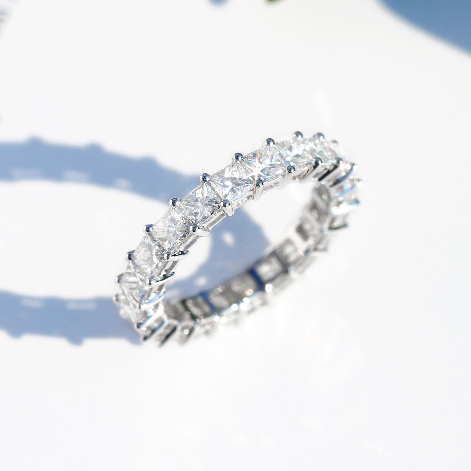Classic Ma Zhengfang Princess Full Diamond Ring European and American Simulated Diamond Engagement Ring Women No. 10
Classic Ma Zhengfang Princess Full Diamond Ring European and American Simulated Diamond Engagement Ring Women No. 10