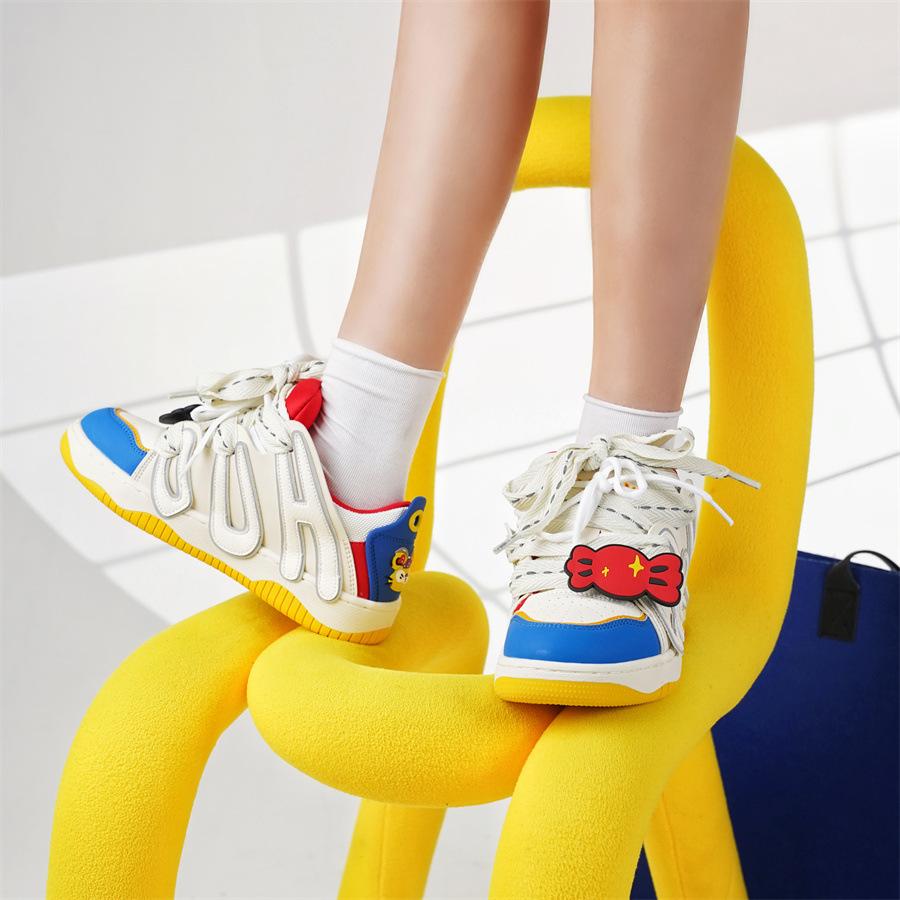 New dopamine cartoon letter bread shoes men s and women s leisure sports big shoe tongue splicing skateboard shoes 35
New dopamine cartoon letter bread shoes men s and women s leisure sports big shoe tongue splicing skateboard shoes 35