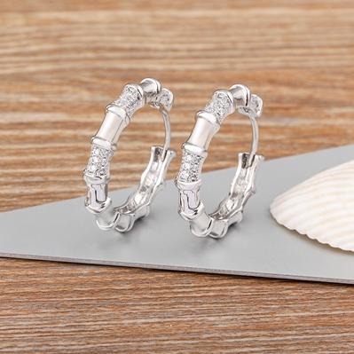 Nidin Gold/Silver Color Piercing Circle Charm Hoop Earrings Women Girls Party Wedding Engagement Trendy Punk Jewelry Gifts срібний
Nidin Gold/Silver Color Piercing Circle Charm Hoop Earrings Women Girls Party Wedding Engagement Trendy Punk Jewelry Gifts срібний