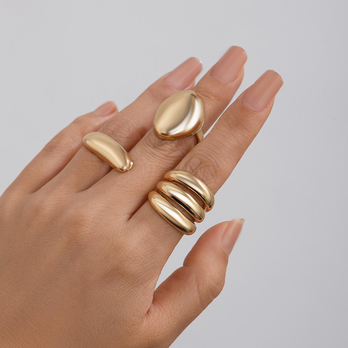 European & American Geometric Glossy Lava Metal Open Women s Curved Ring
European & American Geometric Glossy Lava Metal Open Women s Curved Ring