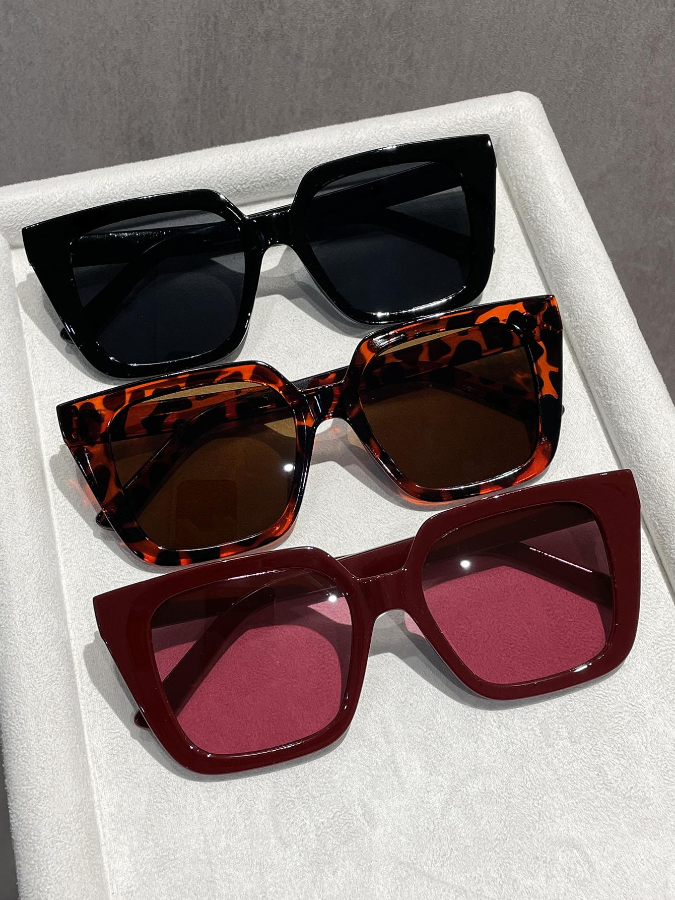 3PCS Unisex Large Square Frame Fashionable Sunglasses Suitable for Daily Wear All Face Types Ideal Gift Choice
3PCS Unisex Large Square Frame Fashionable Sunglasses Suitable for Daily Wear All Face Types Ideal Gift Choice