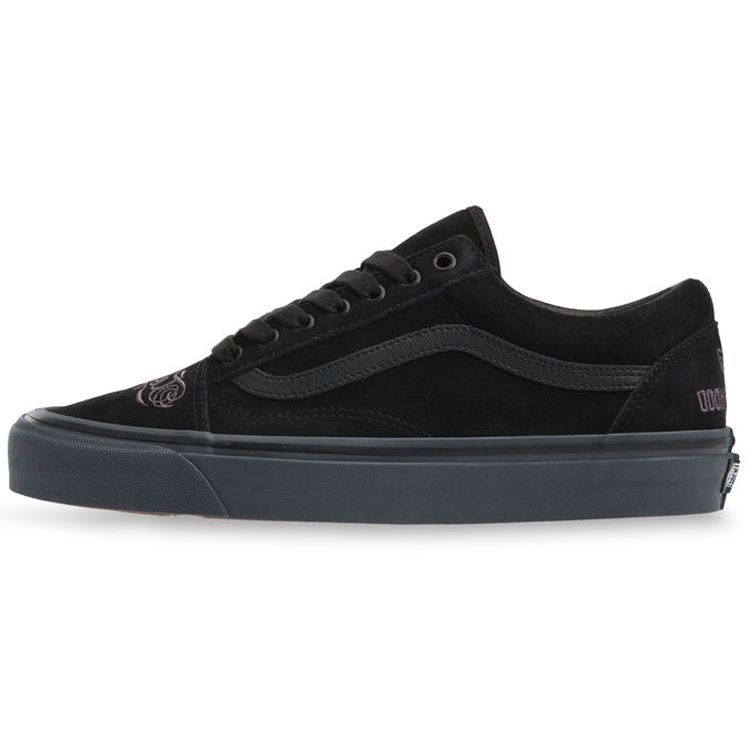Кроссовки унисекс Vans NEIGHBORHOOD x Mister Cartoon x Old Skool 36 DX Tokyo Los Angeles черные VN0A38G200G
Кроссовки унисекс Vans NEIGHBORHOOD x Mister Cartoon x Old Skool 36 DX Tokyo Los Angeles черные VN0A38G200G