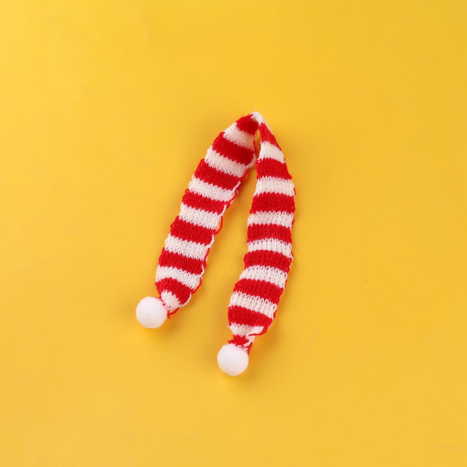 DIY Knitted Christmas Mini Scarf & Pom-pom Hat for Dolls, Milk Tea, and Wine Bottles
DIY Knitted Christmas Mini Scarf & Pom-pom Hat for Dolls, Milk Tea, and Wine Bottles