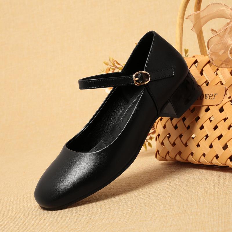 One-word buckle with flat-soled work shoes, women s black soft-soled soft-faced commuter work, women s leather shoes, shallow-mouth single shoes 41
One-word buckle with flat-soled work shoes, women s black soft-soled soft-faced commuter work, women s leather shoes, shallow-mouth single shoes 41