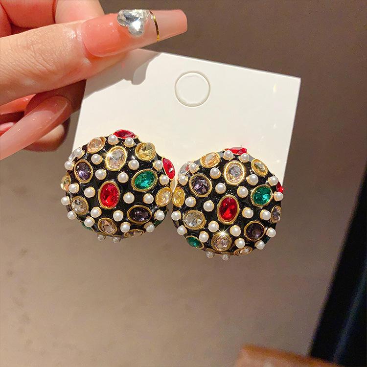 Dripping oil semicircle colored earrings retro court style stud earrings medium antique vintage earrings
Dripping oil semicircle colored earrings retro court style stud earrings medium antique vintage earrings