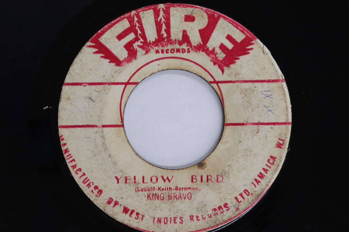 7-дюймовая пластинка KING BRAVO - Yellow Bird / National Insurance НЕТ FIRE RECORDS Ямайка Регги, Ска и Даб Б/У
7-дюймовая пластинка KING BRAVO - Yellow Bird / National Insurance НЕТ FIRE RECORDS Ямайка Регги, Ска и Даб Б/У