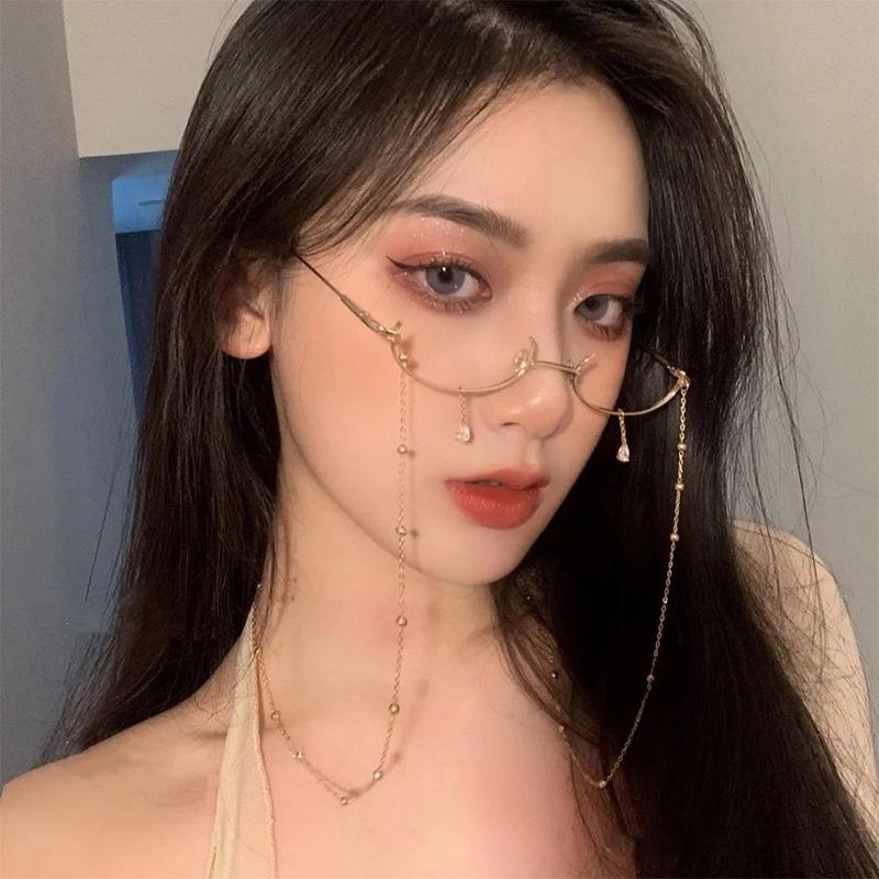 Fashion Metal Glasses Frame Half Frame Without Lens Girl Chic Cosplay Party Decoration Accessories Photography Support
Fashion Metal Glasses Frame Half Frame Without Lens Girl Chic Cosplay Party Decoration Accessories Photography Support