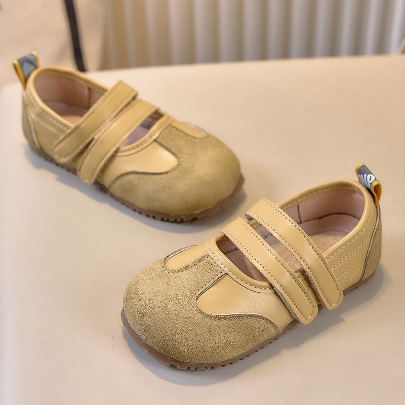 Girls 2025 Autumn Velcro German-Style Leather Shoes, Soft Sole, Closed Toe, Ages 3-12 30
Girls 2025 Autumn Velcro German-Style Leather Shoes, Soft Sole, Closed Toe, Ages 3-12 30