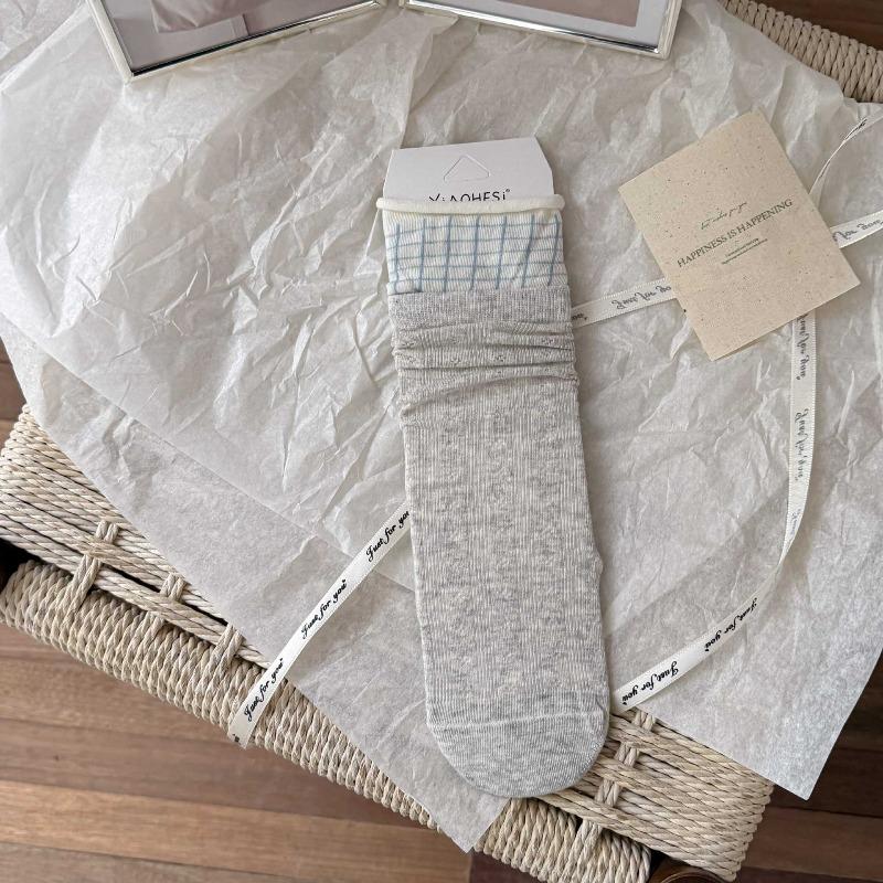 Summer Lightweight Ankle-length Striped Socks with Sequined Bow Patterns and Floral Designs. Pure Cotton Socks. 1 pair
Summer Lightweight Ankle-length Striped Socks with Sequined Bow Patterns and Floral Designs. Pure Cotton Socks. 1 pair