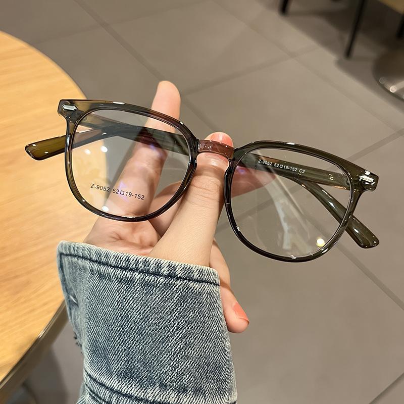 Women s Fashion Square TR90 Glasses Frame Ultralight Anti-Slip Legs Eyewear for City Style & Everyday Comfort
Women s Fashion Square TR90 Glasses Frame Ultralight Anti-Slip Legs Eyewear for City Style & Everyday Comfort
