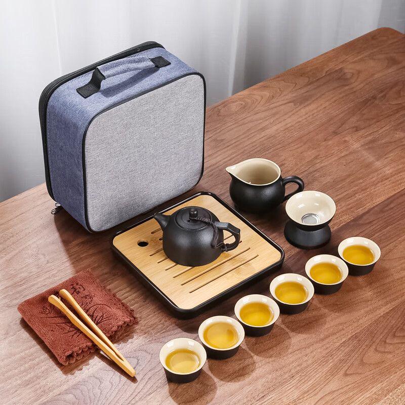 Qiu Qiao Portable Silver Kung Fu Tea Set
Qiu Qiao Portable Silver Kung Fu Tea Set