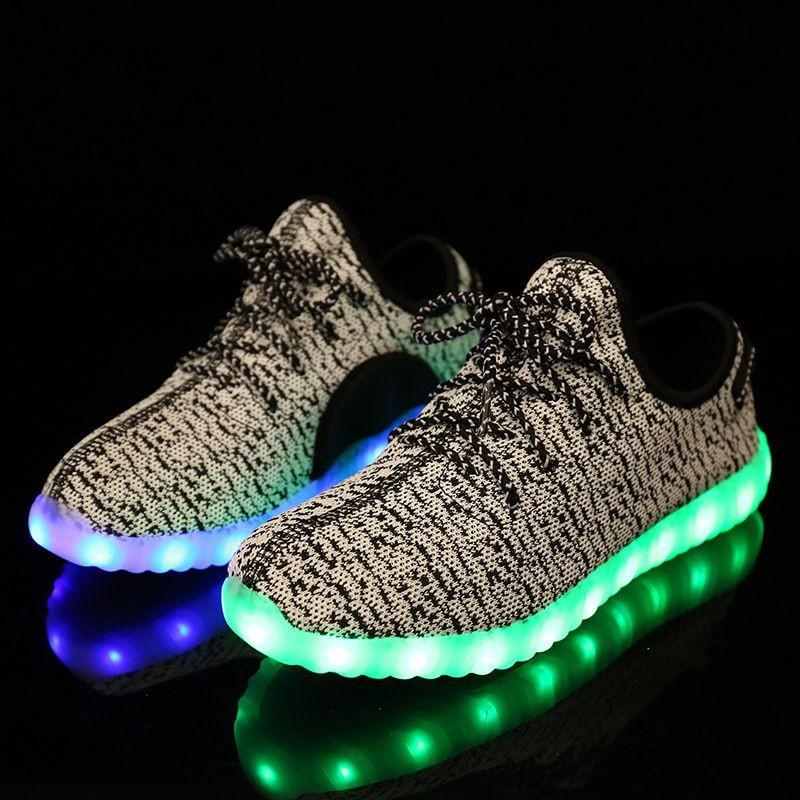 Sneakers Luminous Led Usb Charge Children Low Cut Shoes Fashion Casual Gift 34≈Foot Length22cm білий
Sneakers Luminous Led Usb Charge Children Low Cut Shoes Fashion Casual Gift 34≈Foot Length22cm білий