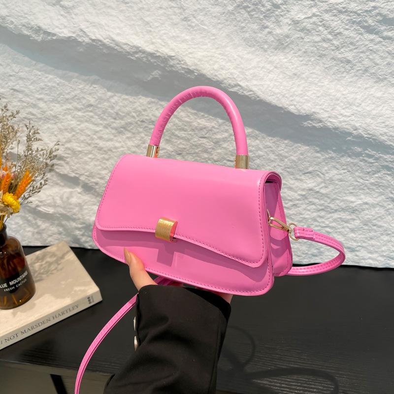 Женская сумка 2025 новая модная сумка для поездок на работу универсальная на плечо сумка-мессенджер высококлассная сумка-багет нишевая маленькая квадратная сумка женская розовый
Женская сумка 2025 новая модная сумка для поездок на работу универсальная на плечо сумка-мессенджер высококлассная сумка-багет нишевая маленькая квадратная сумка женская розовый