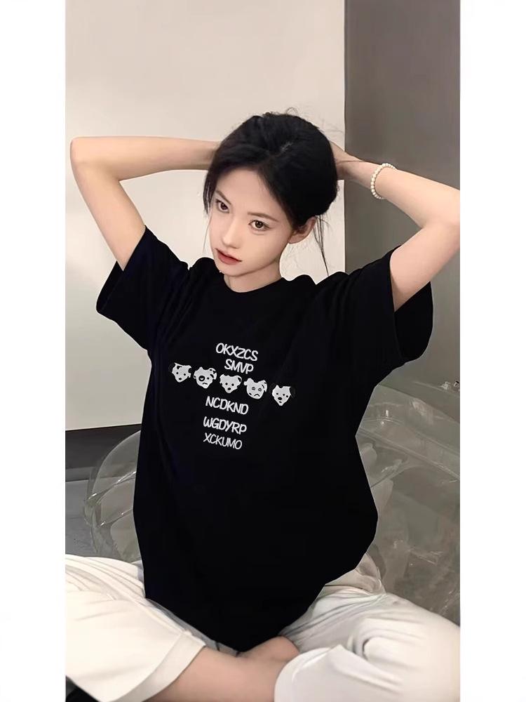 Women s Retro High Street Cotton T-Shirt - Short Sleeve, Straight Shoulder, Trendy 2025 Design M
Women s Retro High Street Cotton T-Shirt - Short Sleeve, Straight Shoulder, Trendy 2025 Design M