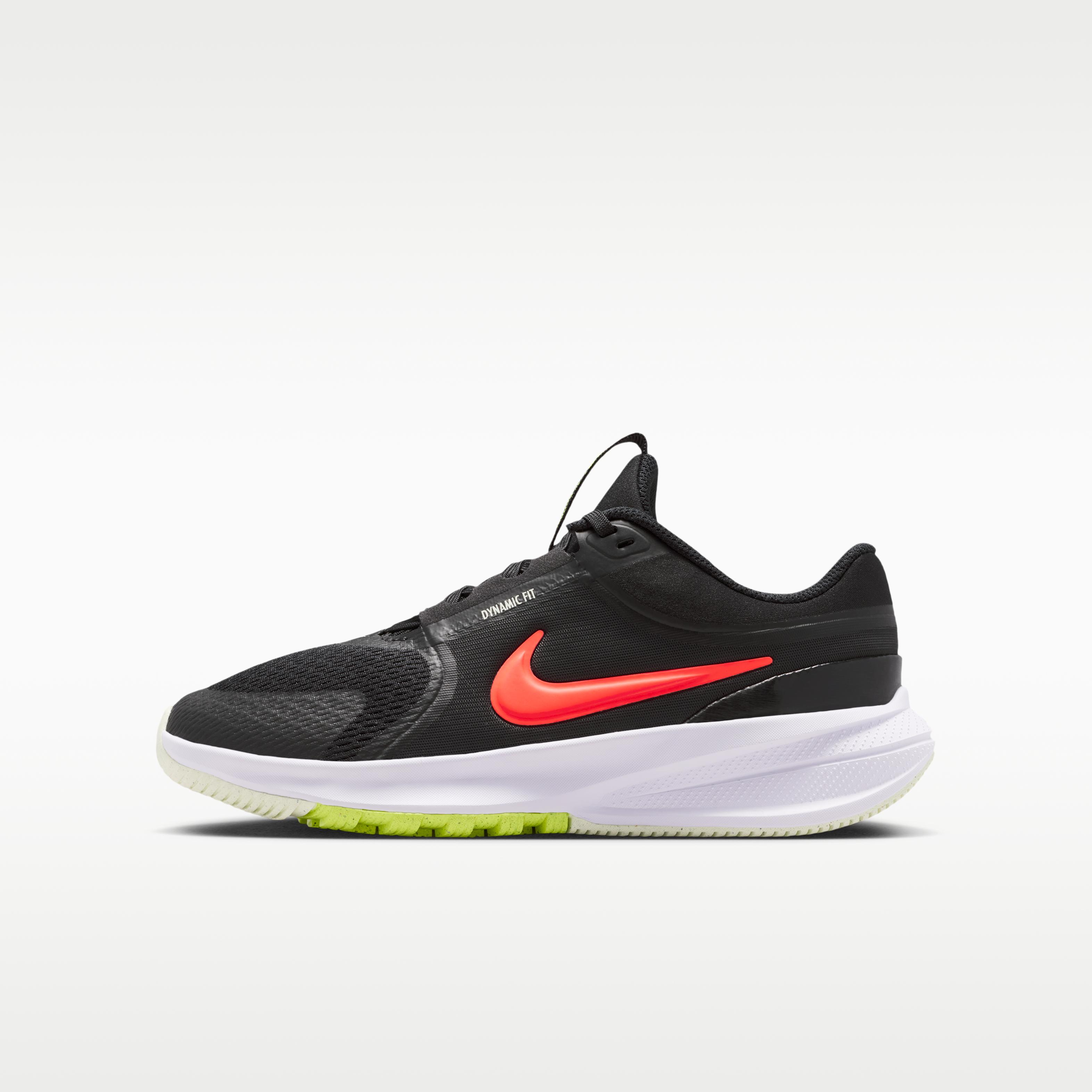 Nike Star Runner 5 Black Volt Tint Bright Crimson (GS) 38
Nike Star Runner 5 Black Volt Tint Bright Crimson (GS) 38