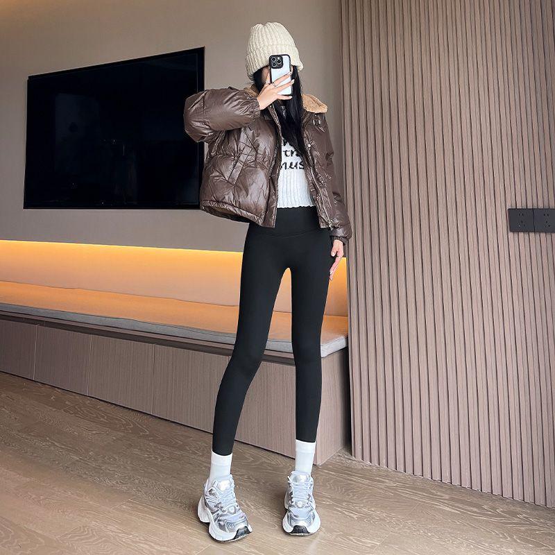 Women s High Waist Velvet Thickened Shark Yoga Pants with Tummy Control and Butt Lifting Feature S (Recommended 70-85 jin)
Women s High Waist Velvet Thickened Shark Yoga Pants with Tummy Control and Butt Lifting Feature S (Recommended 70-85 jin)
