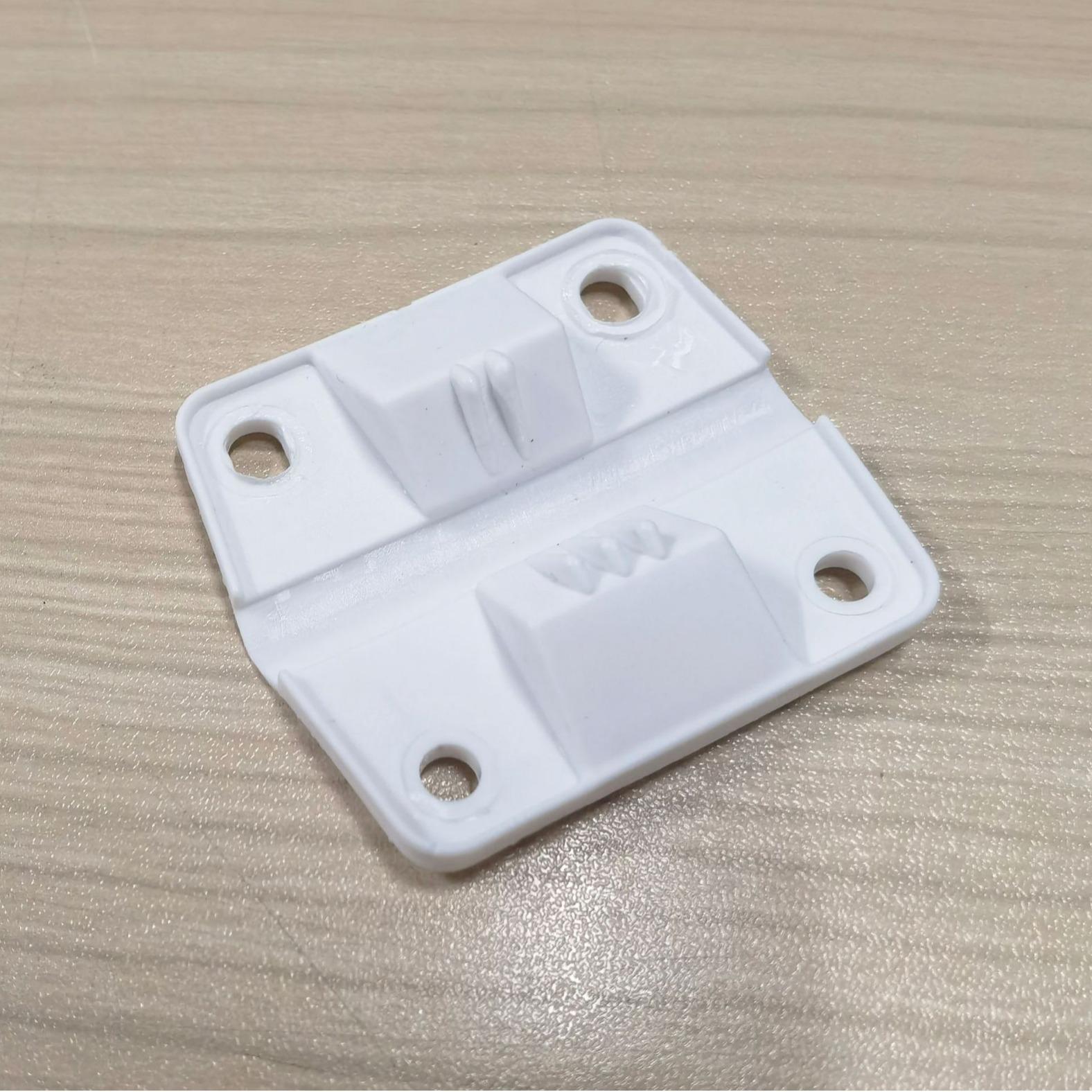 Plastic Hinges with Screws for Insulated Boxes - Box Accessories
Plastic Hinges with Screws for Insulated Boxes - Box Accessories