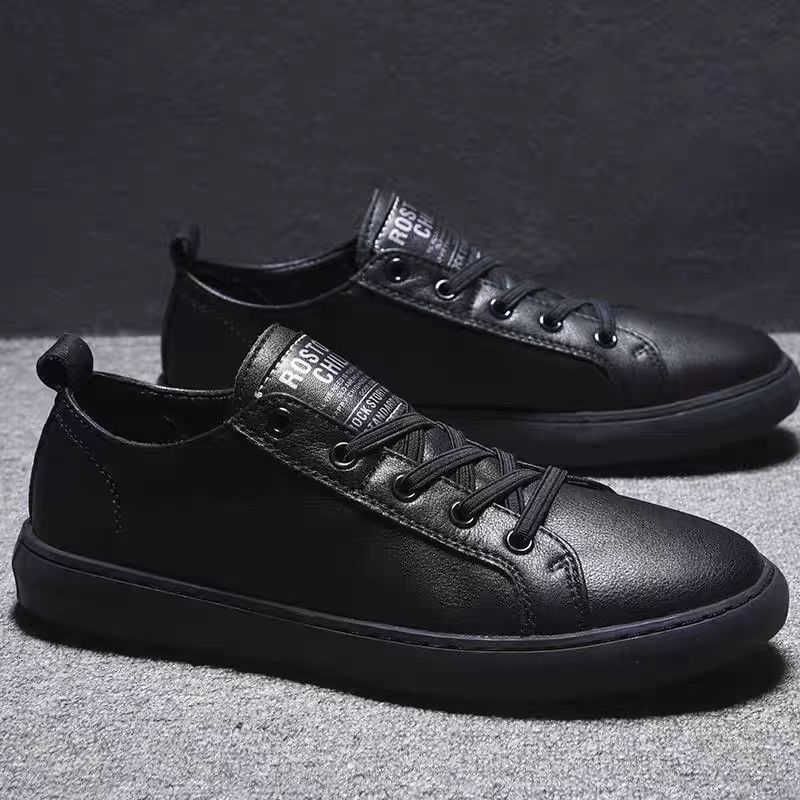 2025 summer men s shoes little white shoes men s spring and summer new leather surface soft sole soft surface breathable versatile men s casual board 44
2025 summer men s shoes little white shoes men s spring and summer new leather surface soft sole soft surface breathable versatile men s casual board 44