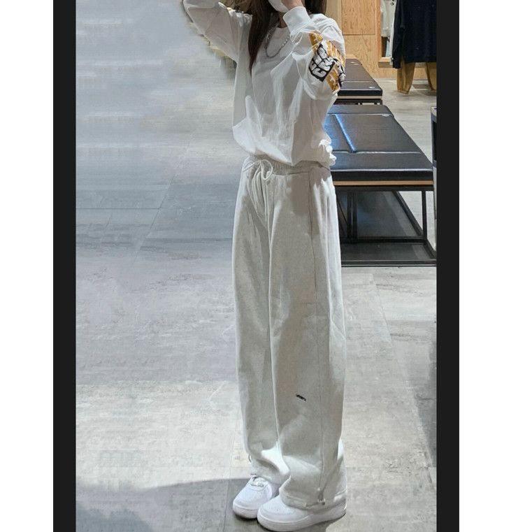 Women s Loose Fit Straight-Leg Joggers - Autumn/Winter Trend XL
Women s Loose Fit Straight-Leg Joggers - Autumn/Winter Trend XL