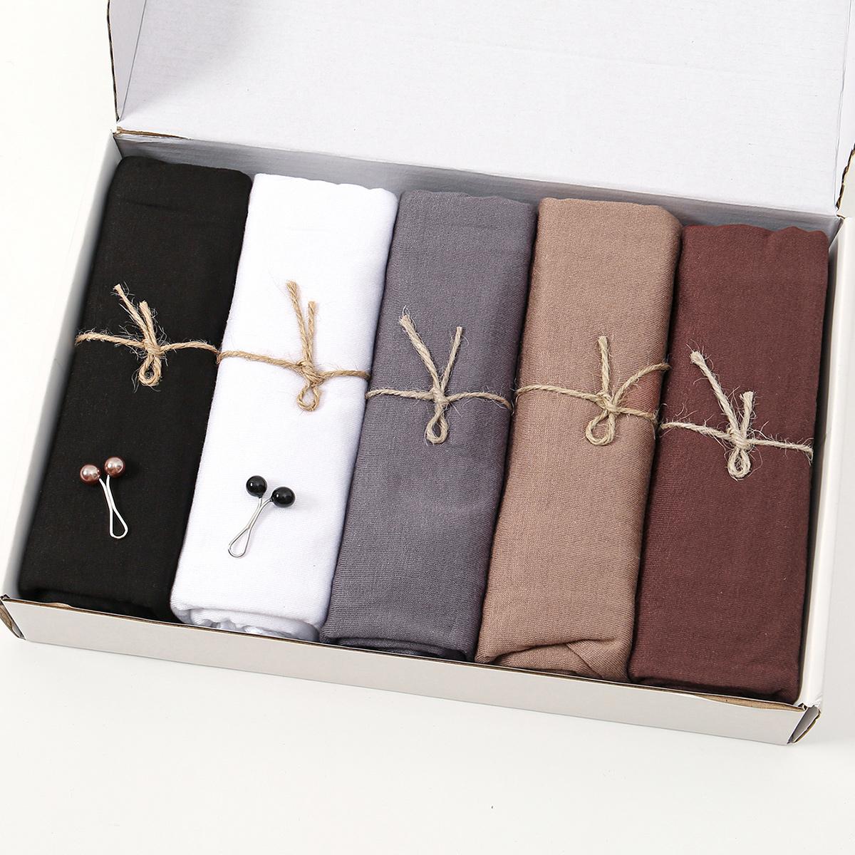 5Pcs Solid Color Modal Hijab Scarf Cotton Muslim Hijab Shawls Women Sotf Long Wraps Islamic Headscarf Simple Turban Handana Set
5Pcs Solid Color Modal Hijab Scarf Cotton Muslim Hijab Shawls Women Sotf Long Wraps Islamic Headscarf Simple Turban Handana Set