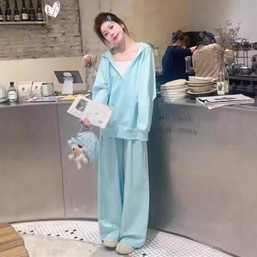 Women s College-Style Loose Hoodie & Wide-Leg Sweatpants Set - Autumn/Winter Korean Casual Two-Piece S
Women s College-Style Loose Hoodie & Wide-Leg Sweatpants Set - Autumn/Winter Korean Casual Two-Piece S