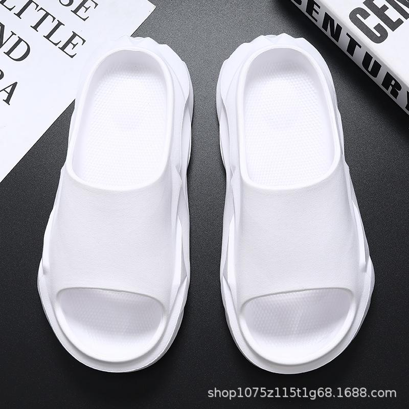 Summer new non-slip and deodorant outer wear wear wear-resistant beach one-word casual outdoor sports slippers 36-37 білий
Summer new non-slip and deodorant outer wear wear wear-resistant beach one-word casual outdoor sports slippers 36-37 білий